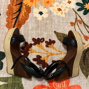 Like NEW Black and Brown Woven Wedge Sandals WHBM